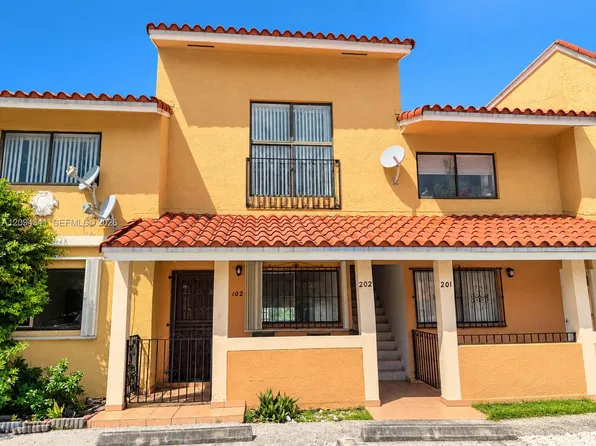2775 W 61st St APT 102, Hialeah, FL 33016