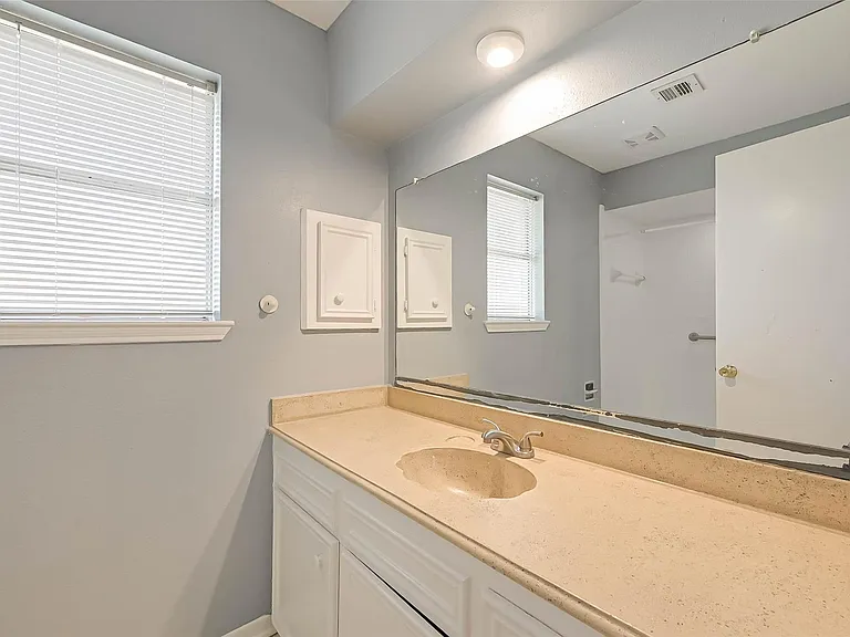 19610 Mallard Lake Ln — Photo 10