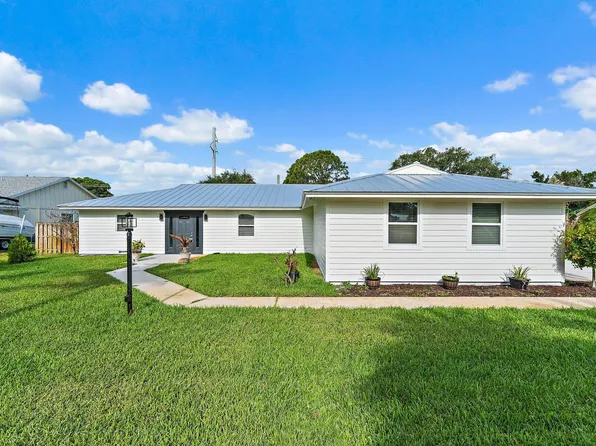 5883 Set N Sun Pl, Jupiter, FL 33458