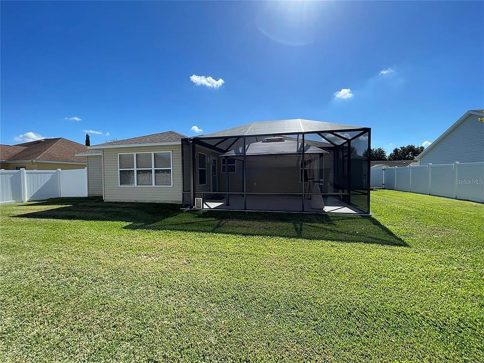 2nd image of 120461 NE 51st Cir