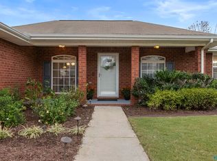 104 Meadowglade Ln, Madison, AL 35758