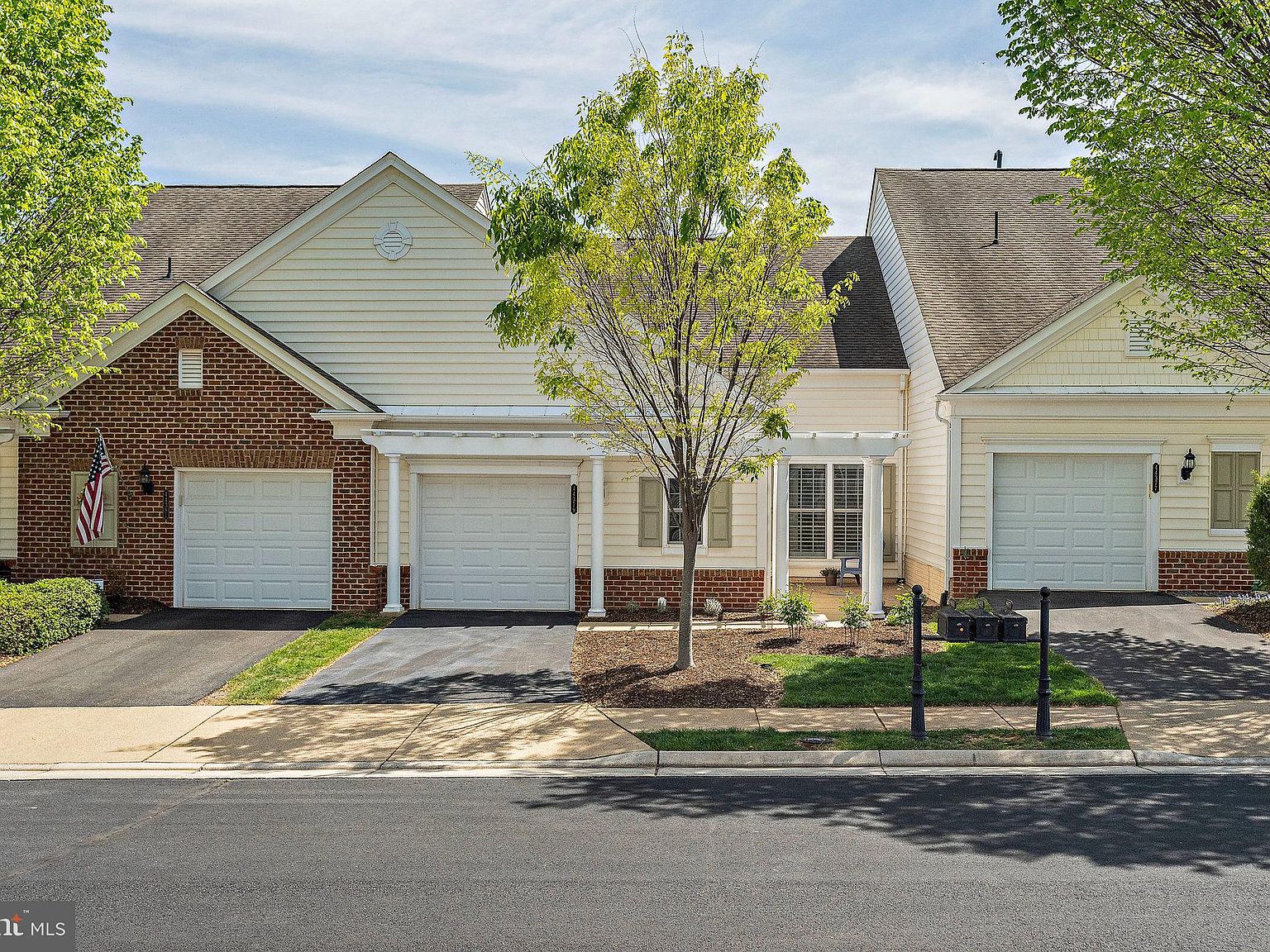 44379 Oakmont Manor Sq, Ashburn, VA 20147 Zillow