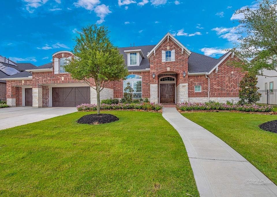 2nd image of 28023 Starlight Harbor Ln