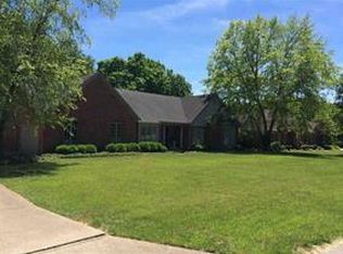 121 Englewood Dr, Bardstown, KY 40004