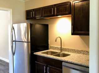 1040 North Montgomery Street, Starkville, MS 39759