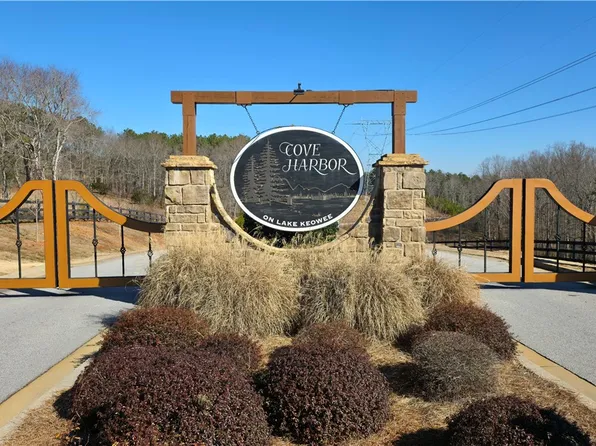 141 Bailey St, Six Mile, SC 29682