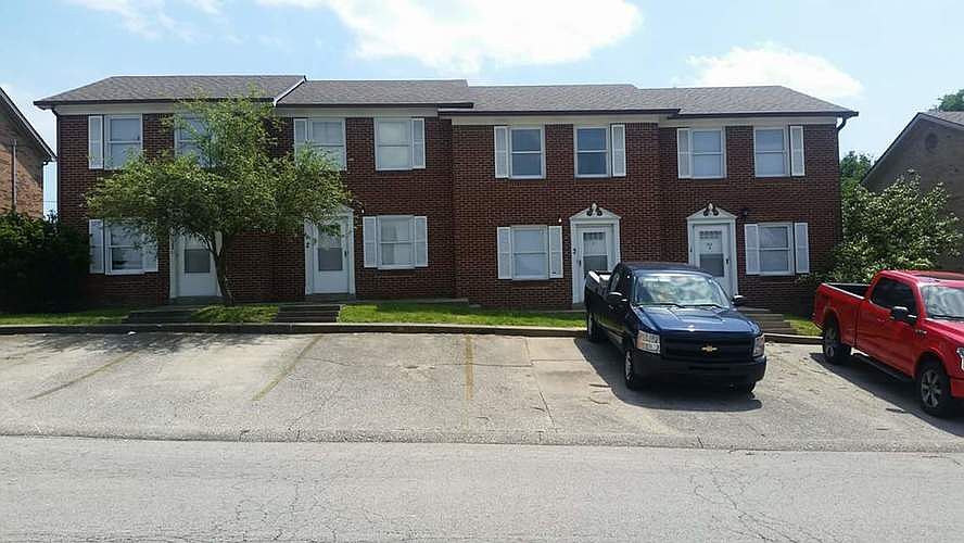 1st image of 133 Maplehill Dr APT 3