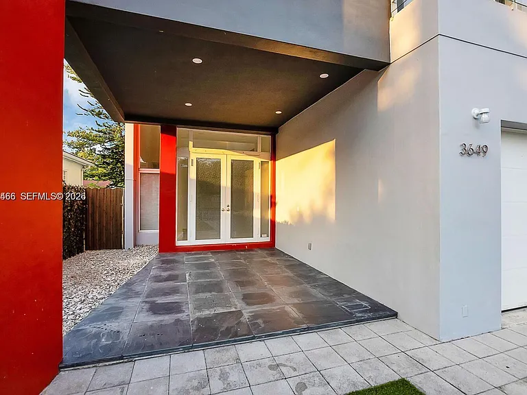 3649 SW 16th Ter #3649 — Photo 22