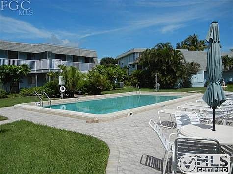 WONDERFUL HEATED POOL WITH LARGE SUN DECK.