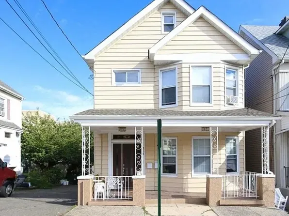 316 Devon Street image 1 of 9