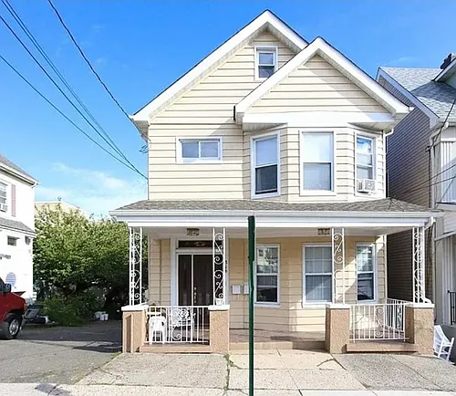 316 Devon St #2 Photo 1