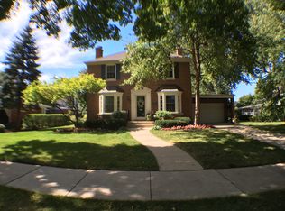 912 Margret St, Des Plaines, IL