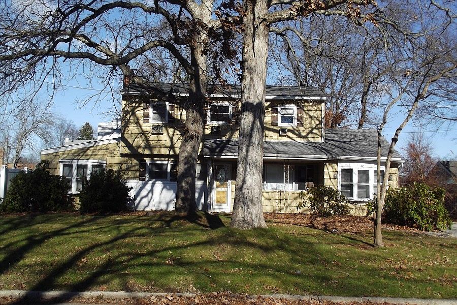 1st image of 23 Myson St