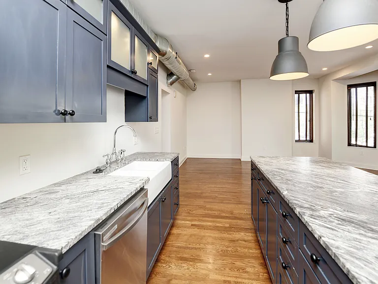 65 S 5th St #2A — Photo 7