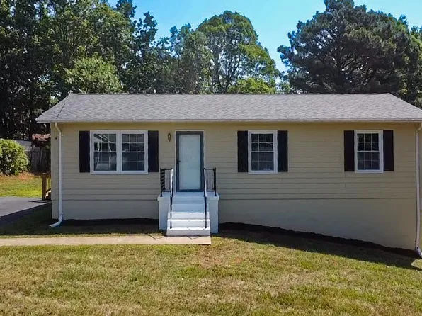 42 Withrow Dr, Rustburg, VA 24588