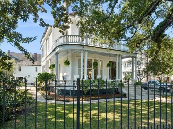 5534 Saint Charles Ave, New Orleans, LA 70115
