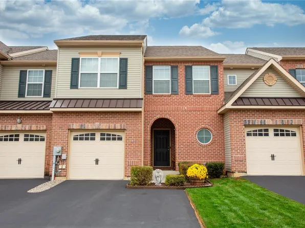 4476 Elmwood Dr, Nazareth, PA 18064