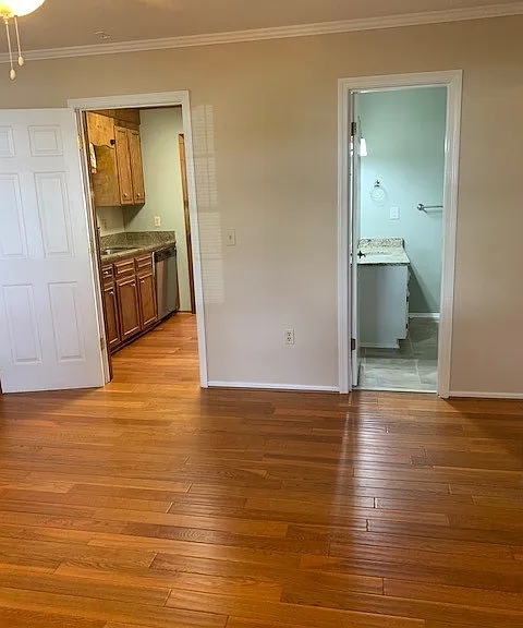 110 N Broad St — Photo 14
