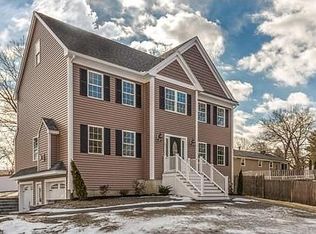 17 Grant St, Wilmington, MA 01887