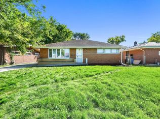 666 W 14th Pl, Chicago Heights, IL 60411