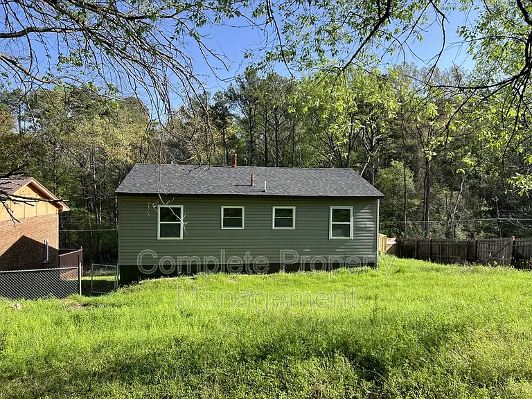 2432 Ishkooda Rd SW — Photo 12