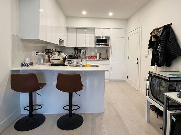 4th image of 5399 Joyce St #604