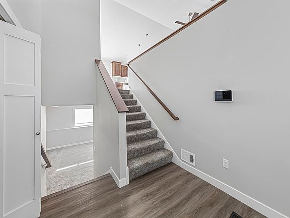 3rd image of 1012 Mallard Ln
