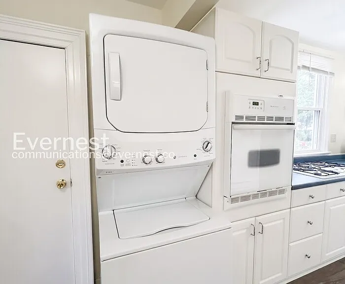 227 Lincoln Ave — Photo 6