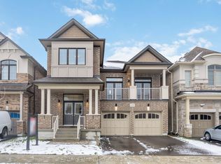 219 Doug Finney St N, Oshawa, ON L1K 3G3