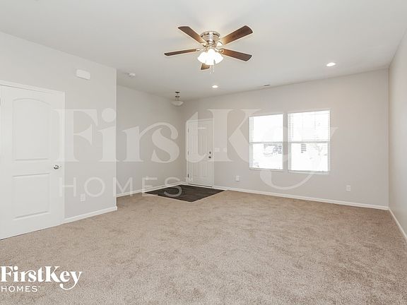 4th image of 227 Hidden Lakes Rd