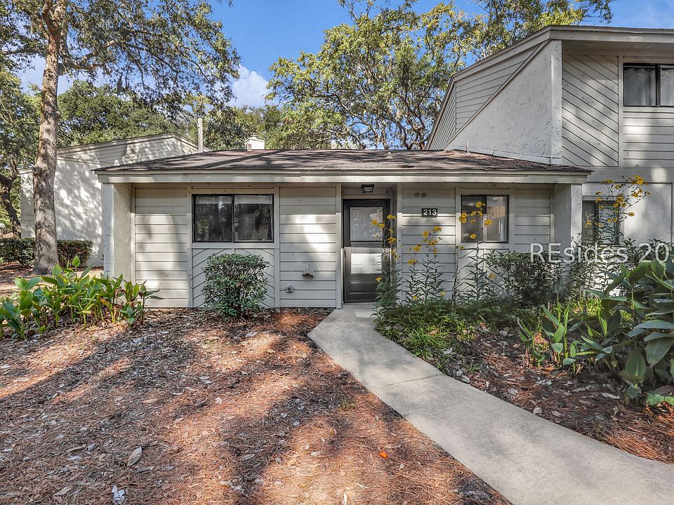 1st image of 96 Mathews Dr APT 213