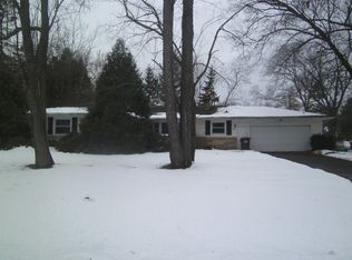 1928 Alsup Ave, Commerce Township, MI 48382