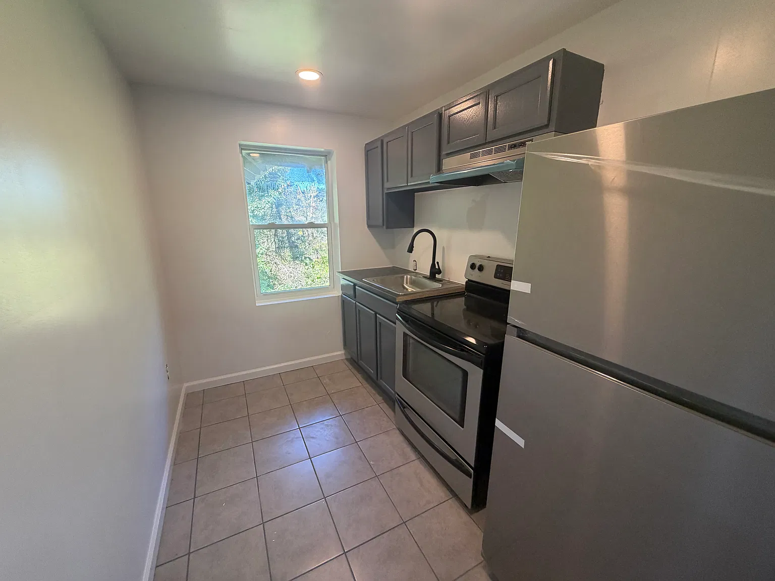2 bed, $1,250 — Photo 3