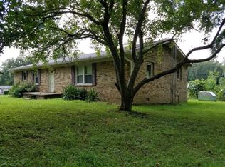 1780 Old Dresden Hwy, Paris, TN 38242