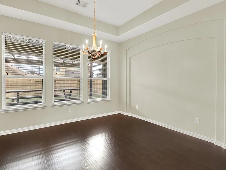15314 Hazen Point Dr — Photo 17