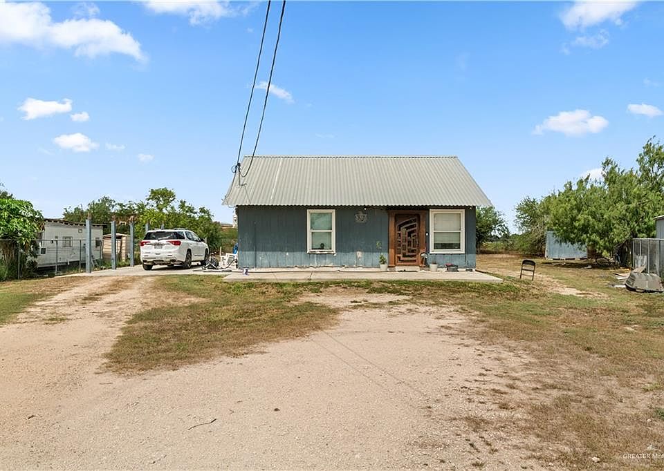 1st image of 904 Apache Cir N