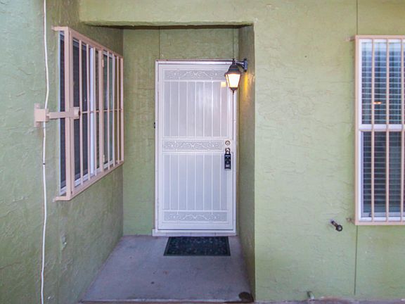 4th image of 3124 Wayside St APT B
