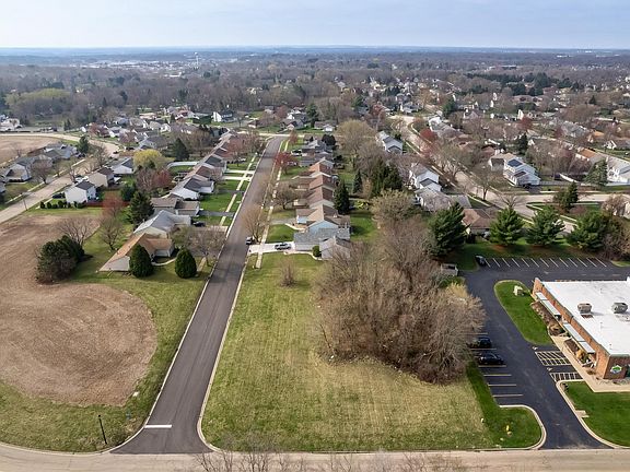 3rd image of 6783 Fincham Dr