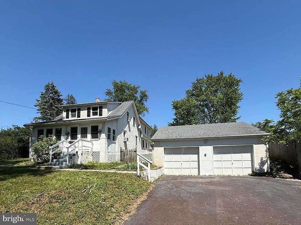 1st image of 316 River Rd