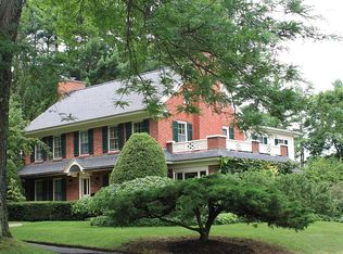 112 Spadina Pkwy, Pittsfield, MA 01201