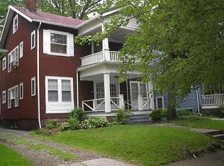 2296 Grandview Ave, Cleveland Heights, OH 44106