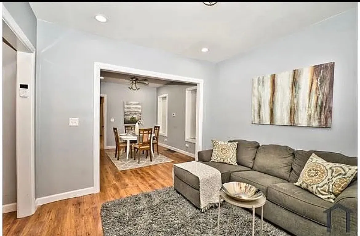 5020 W Ohio St — Photo 4