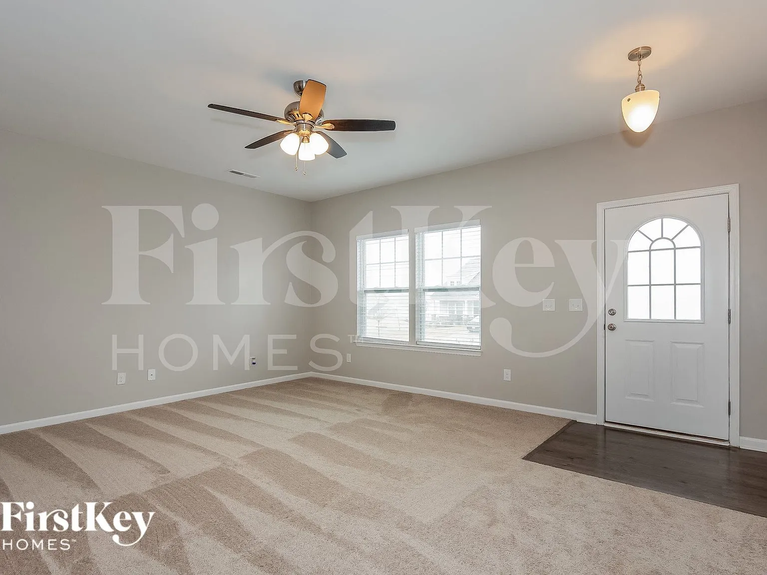 3 bed, 2.5 bath, 2064 sqft, $1,890 — Photo 2