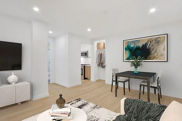 Rented by Brighton Management | media 6