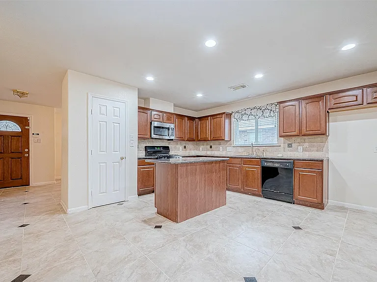 7514 Trail Holw — Photo 18