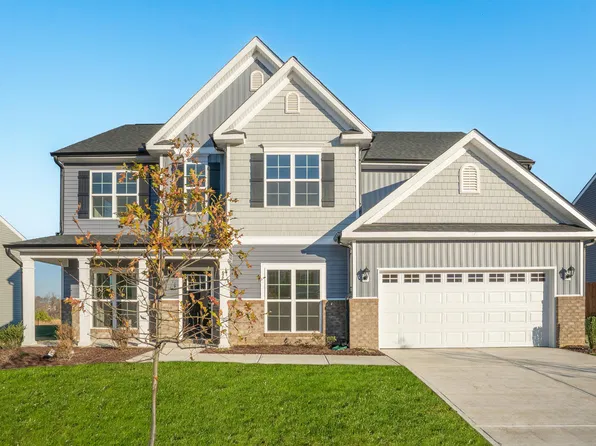 120 Oakmont Ct, King, NC 27021