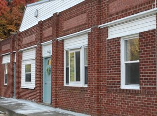 1106 Mason Rd, Saint Joseph, MO 64504