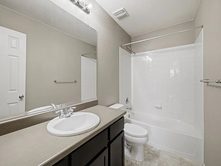 2304 Winding Dr — Photo 15