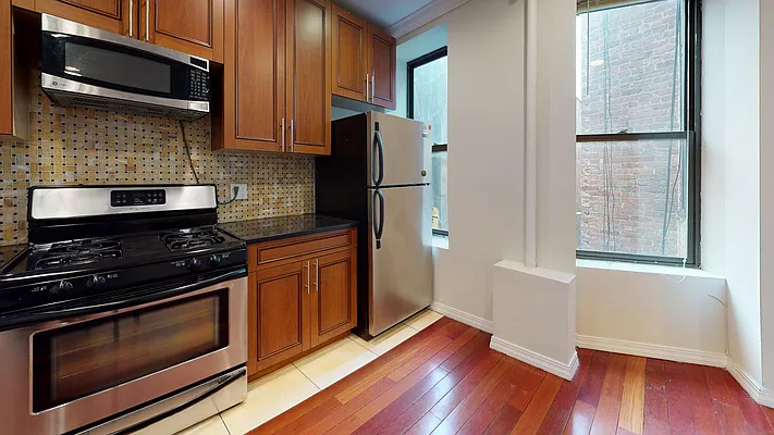 Rented by Bond New York | media 12