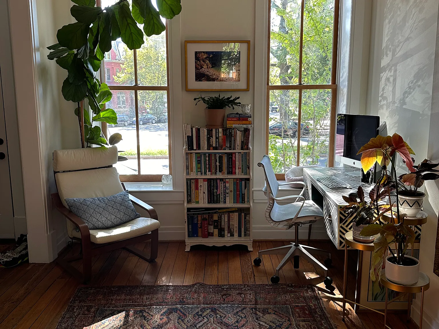 2 bed, 1.5 bath, 1100 sqft, $4,750 — Photo 2